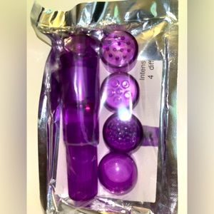 Nwt Adam & Eve  pocket pleasure vibe